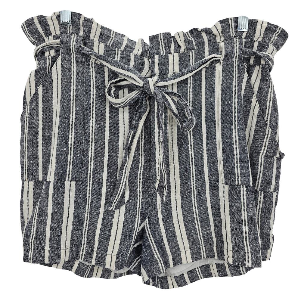Cupcakes and Cashmere Womans size L Monterey Paper Bag Striped Shorts Grey/White